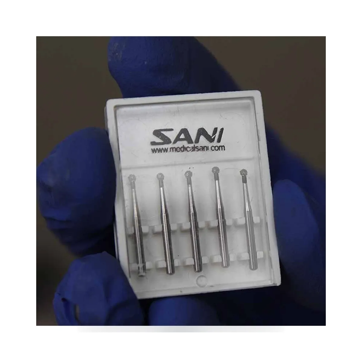 Box of 5 Sani round diamond rotary burs.