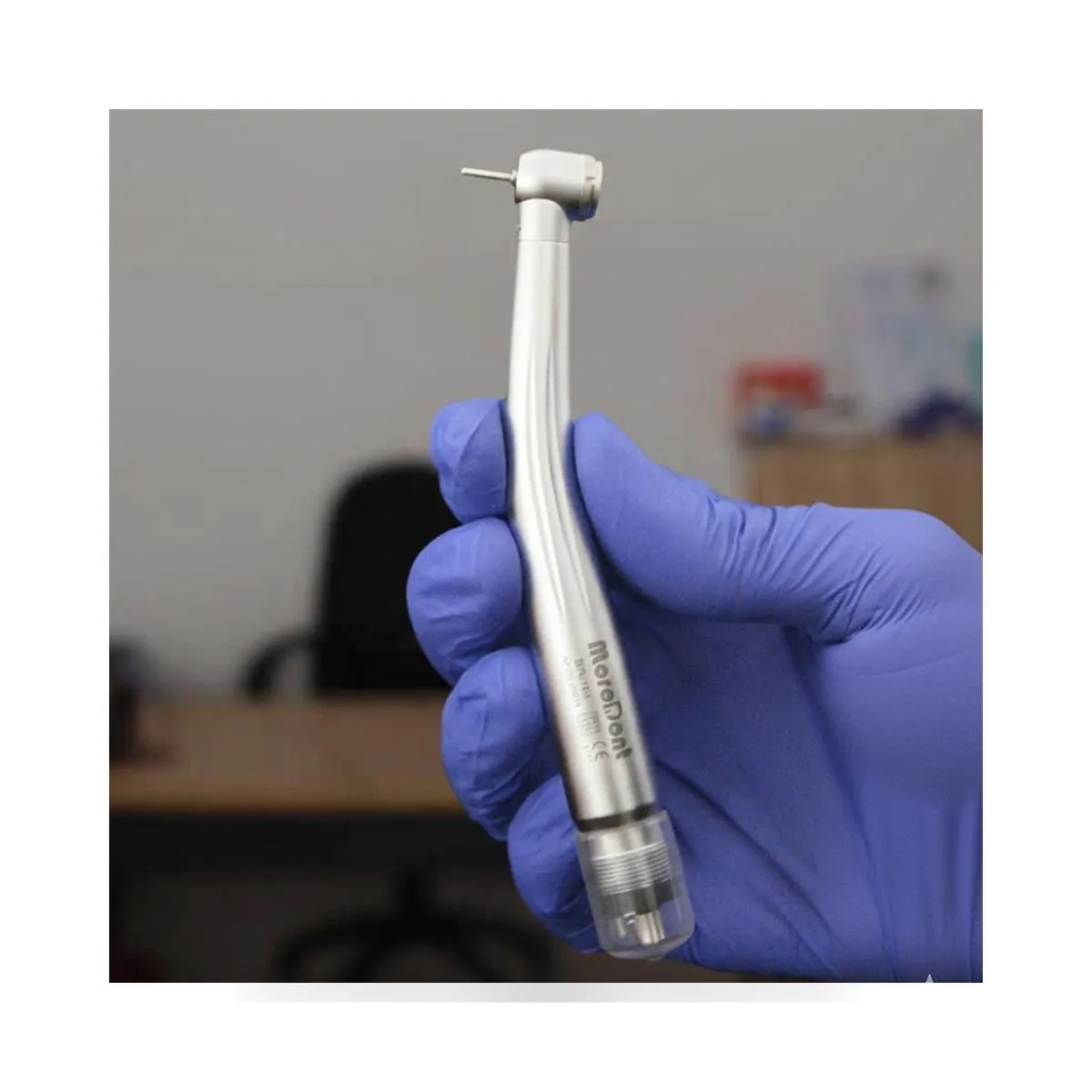 Turbine dentaire métallique More Dent avec raccord 4 trous et bouton-poussoir